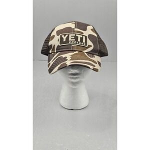 YETI Hat Snap Back Trucker Hat Mens Brown Frog Camo Outdoor Hunting NWT